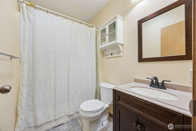 20203 Larita Drive E, Bonney Lake, WA 98391