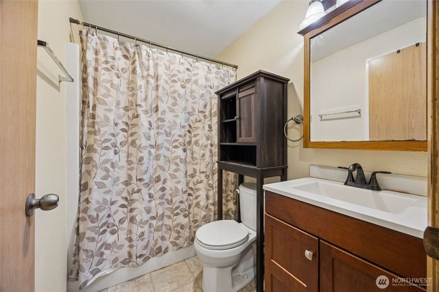 20203 Larita Drive E, Bonney Lake, WA 98391