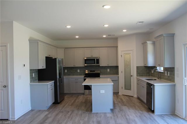 6909 Steeplegate Drive 3 SG, Burlington, NC 27215