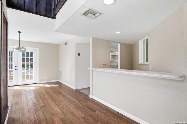 15302 MINERAL SPRINGS ST, San Antonio, TX 78247