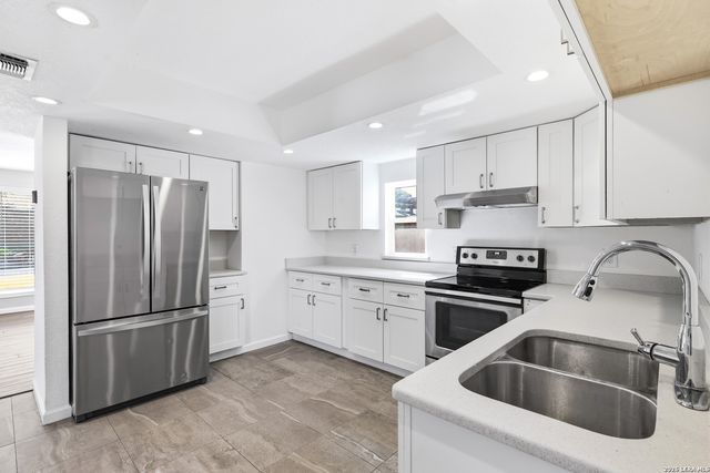 15302 MINERAL SPRINGS ST, San Antonio, TX 78247