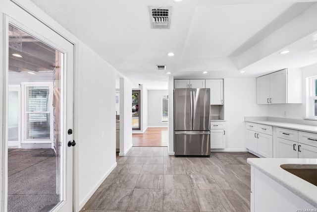 15302 MINERAL SPRINGS ST, San Antonio, TX 78247