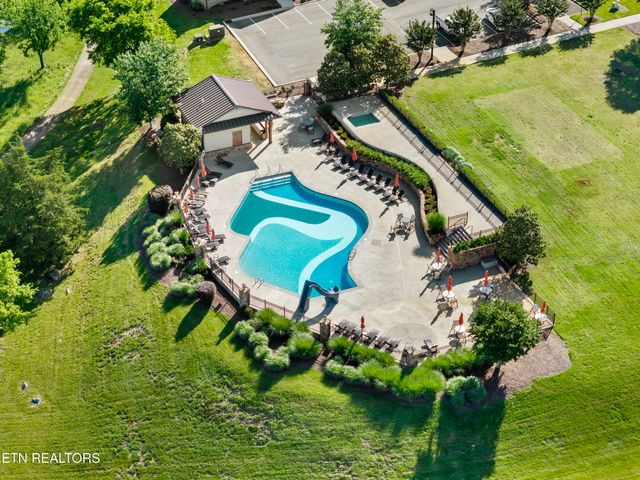 3964 Persimmons Ridge Rd, Loudon, TN 37774