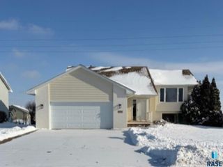 608 N Dubuque Ave Avenue, Sioux Falls, SD 57110