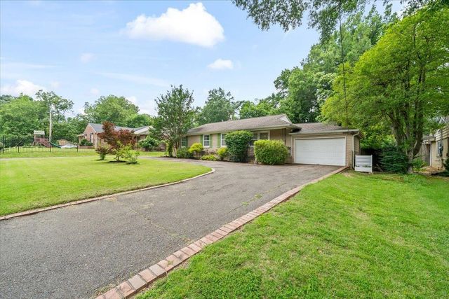 163 N MENDENHALL RD, Memphis, TN 38117