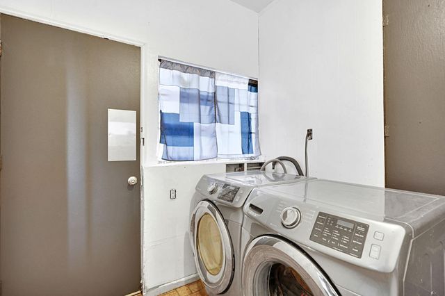 1328 W Normal Avenue, Fresno, CA 93705