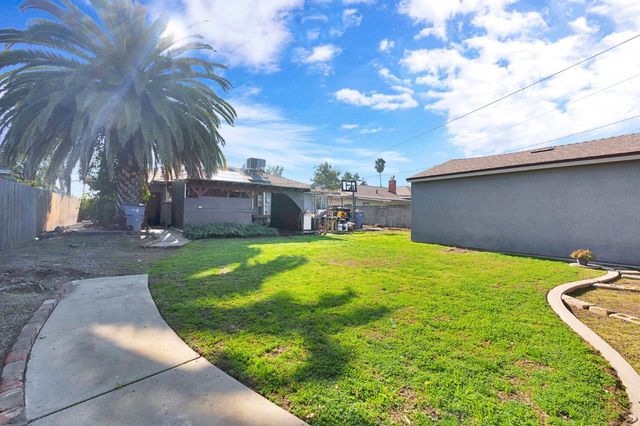 1328 W Normal Avenue, Fresno, CA 93705