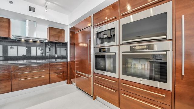 101 S Fort Lauderdale Beach Boulevard 1004, Fort Lauderdale, FL 33316