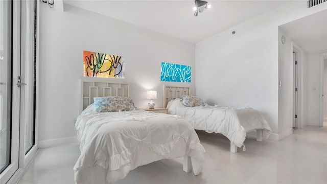 101 S Fort Lauderdale Beach Boulevard 1004, Fort Lauderdale, FL 33316