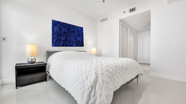 101 S Fort Lauderdale Beach Boulevard 1004, Fort Lauderdale, FL 33316