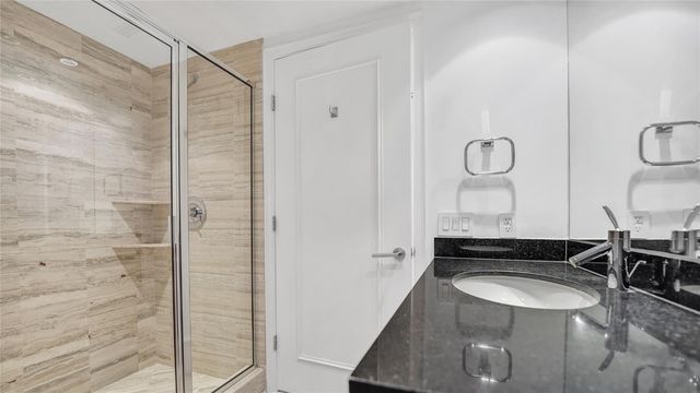 101 S Fort Lauderdale Beach Boulevard 1004, Fort Lauderdale, FL 33316