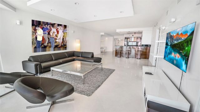 101 S Fort Lauderdale Beach Boulevard 1004, Fort Lauderdale, FL 33316