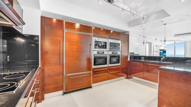 101 S Fort Lauderdale Beach Boulevard 1004, Fort Lauderdale, FL 33316