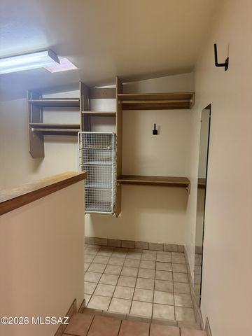 9432 E El Cajon Drive, Tucson, AZ 85710