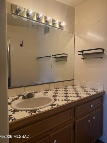 9432 E El Cajon Drive, Tucson, AZ 85710