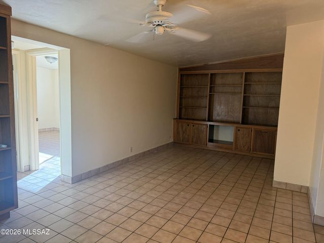 9432 E El Cajon Drive, Tucson, AZ 85710