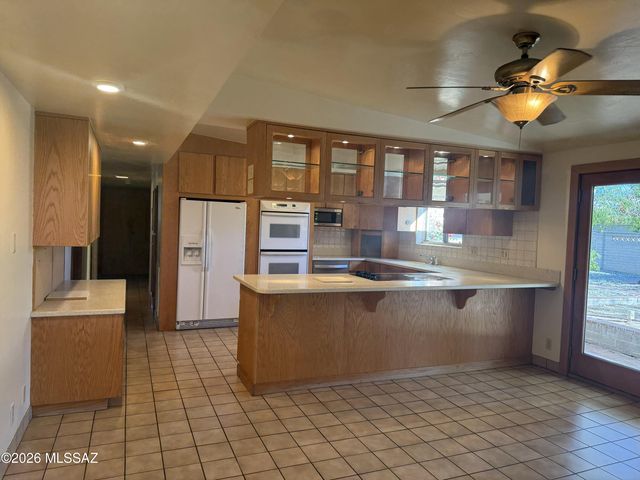 9432 E El Cajon Drive, Tucson, AZ 85710