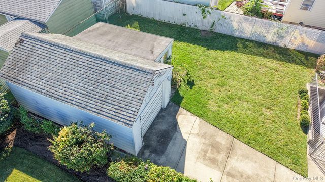 1087 Esther Street, Franklin Square, NY 11010