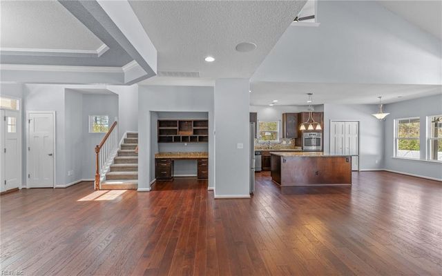 104 Bella DR, Chesapeake, VA 23322