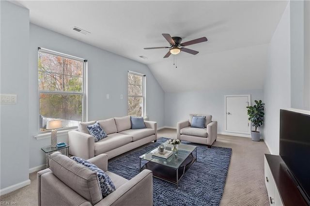 104 Bella DR, Chesapeake, VA 23322