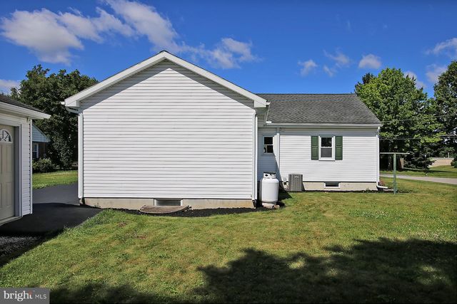 124 S SPRUCE ST, Annville, PA 17003