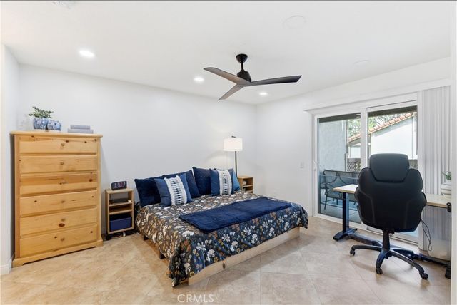 4852 Cabana 104, Huntington Beach, CA 92649