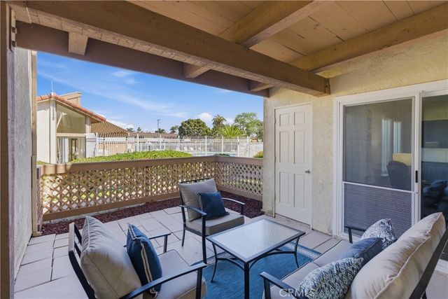 4852 Cabana 104, Huntington Beach, CA 92649