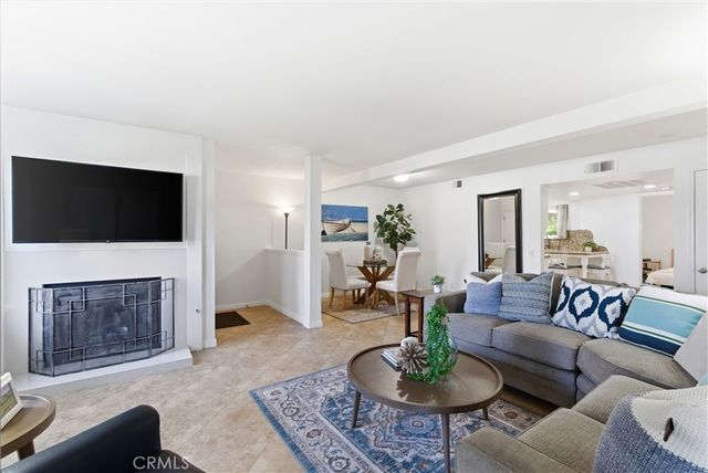 4852 Cabana 104, Huntington Beach, CA 92649