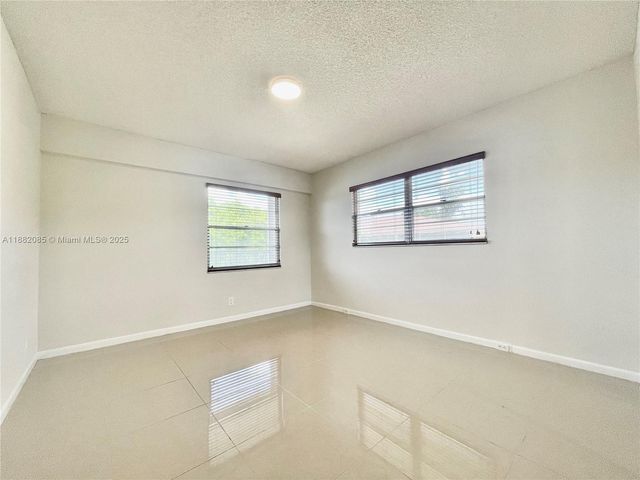 150 SW 134th Way 304R, Pembroke Pines, FL 33027