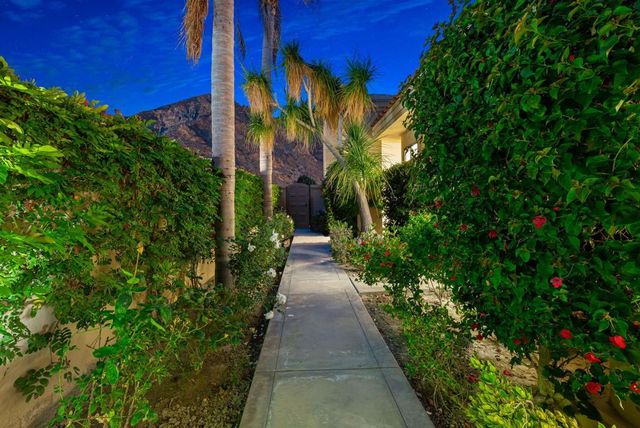 54745 Riviera, La Quinta, CA 92253