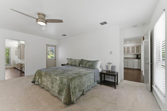 28337 LESLIE PFEIFFER DR, Boerne, TX 78015
