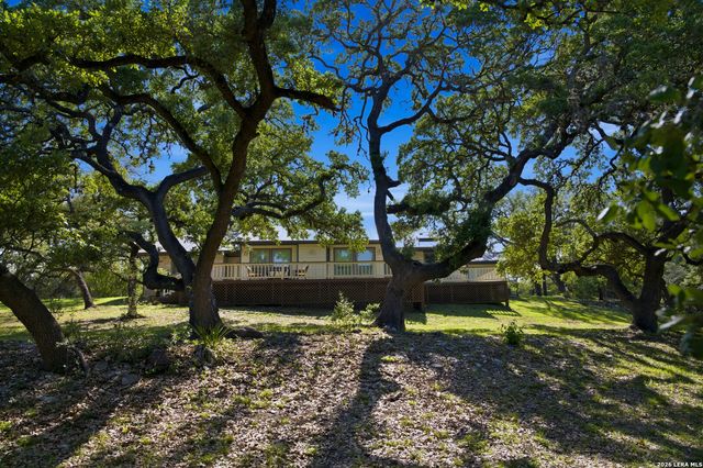 28337 LESLIE PFEIFFER DR, Boerne, TX 78015