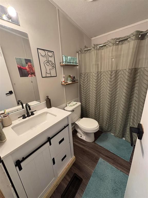 Image 13 of property listing at 809 N Electra Street, Sayre, OK 73662