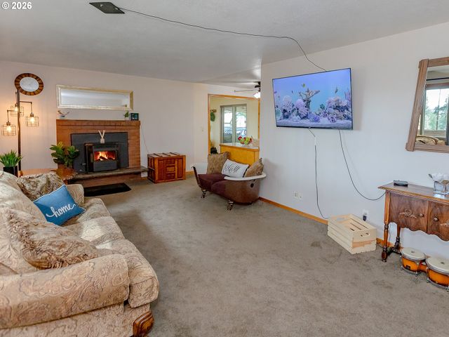 30744 Ne 10TH St, Washougal, WA 98671