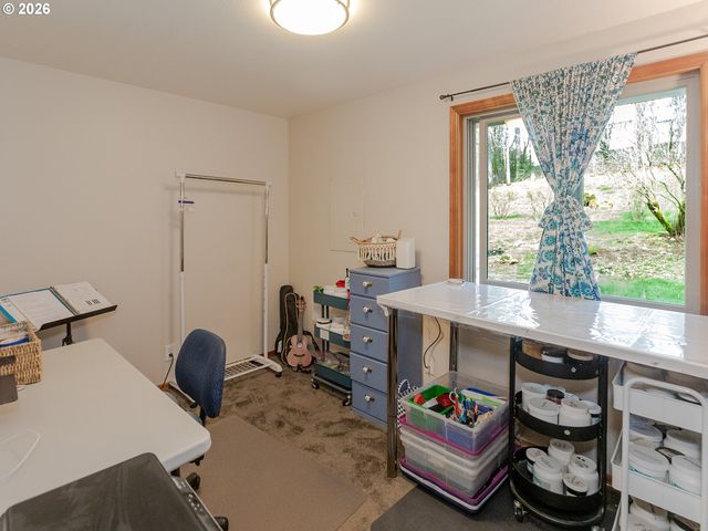 30744 Ne 10TH St, Washougal, WA 98671