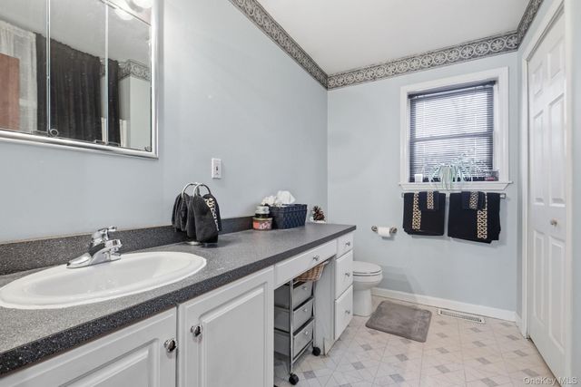 25 Degarmo Road, Poughkeepsie, NY 12603