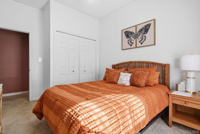 25 Degarmo Road, Poughkeepsie, NY 12603