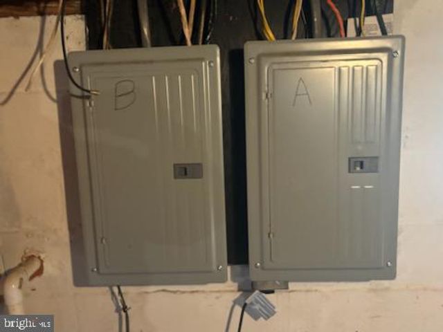 1917 W HIGH ST, Haddon Heights, NJ 08035