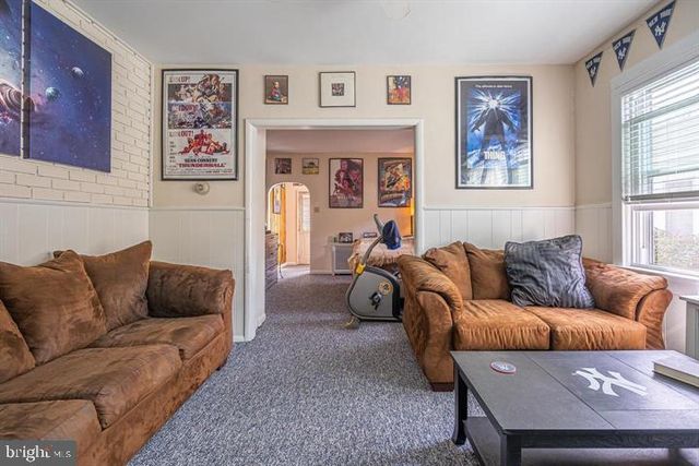 1917 W HIGH ST, Haddon Heights, NJ 08035