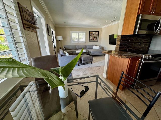 1460 NE 18th St 213, Fort Lauderdale, FL 33305