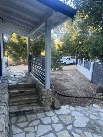 21435 Golondrina Street, Woodland Hills, CA 91364