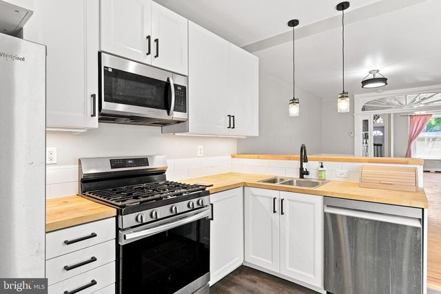 1516 S 15TH ST, Philadelphia, PA 19146