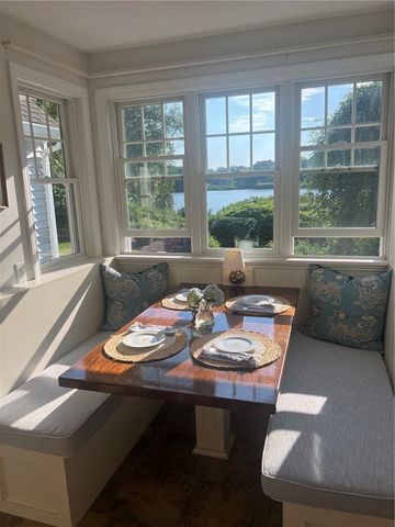 8 Key Court, Newport, RI 02840