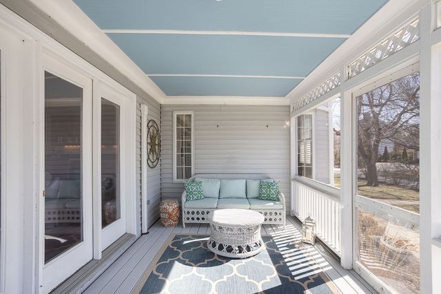 8 Key Court, Newport, RI 02840