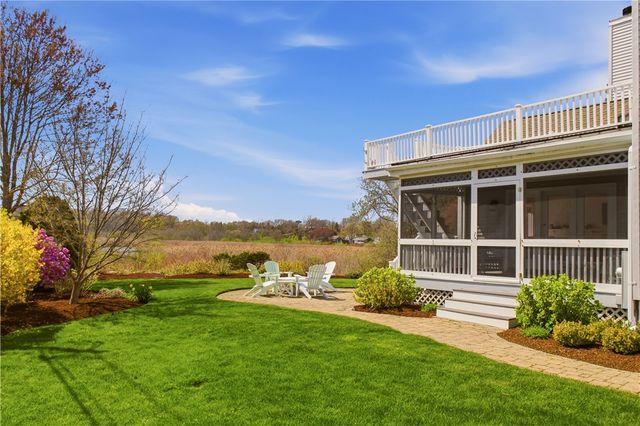 8 Key Court, Newport, RI 02840