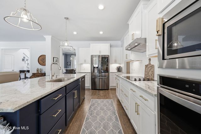 3704 Colony Woods Drive, Greenville, NC 27834