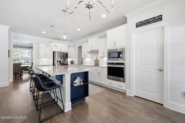 3704 Colony Woods Drive, Greenville, NC 27834
