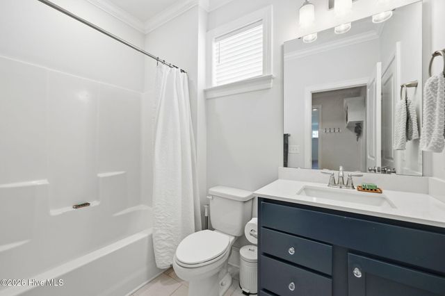 3704 Colony Woods Drive, Greenville, NC 27834