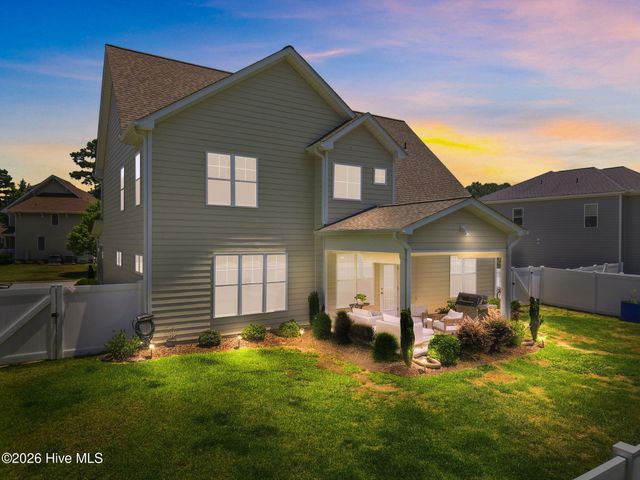 3704 Colony Woods Drive, Greenville, NC 27834