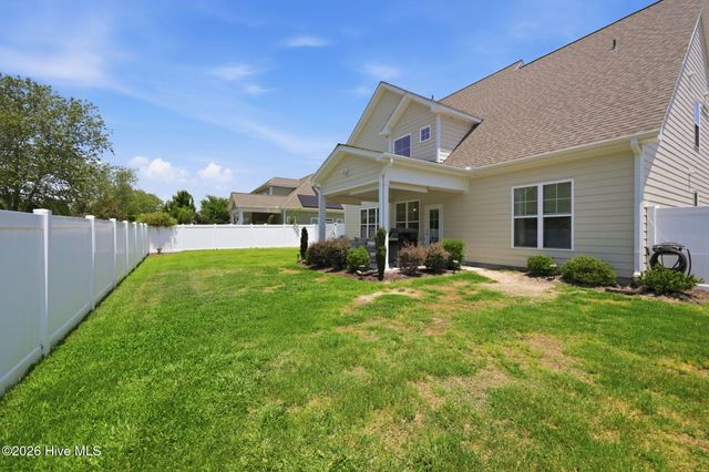 3704 Colony Woods Drive, Greenville, NC 27834